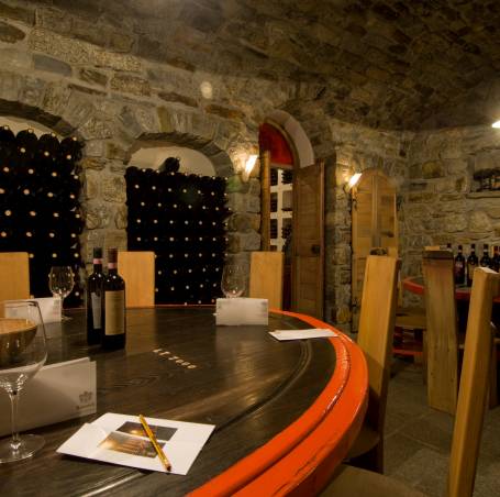 Rainoldi, wine and more Rainoldi, wine and more
