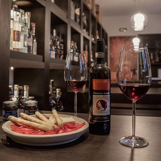 MiWine - Bar & Shop